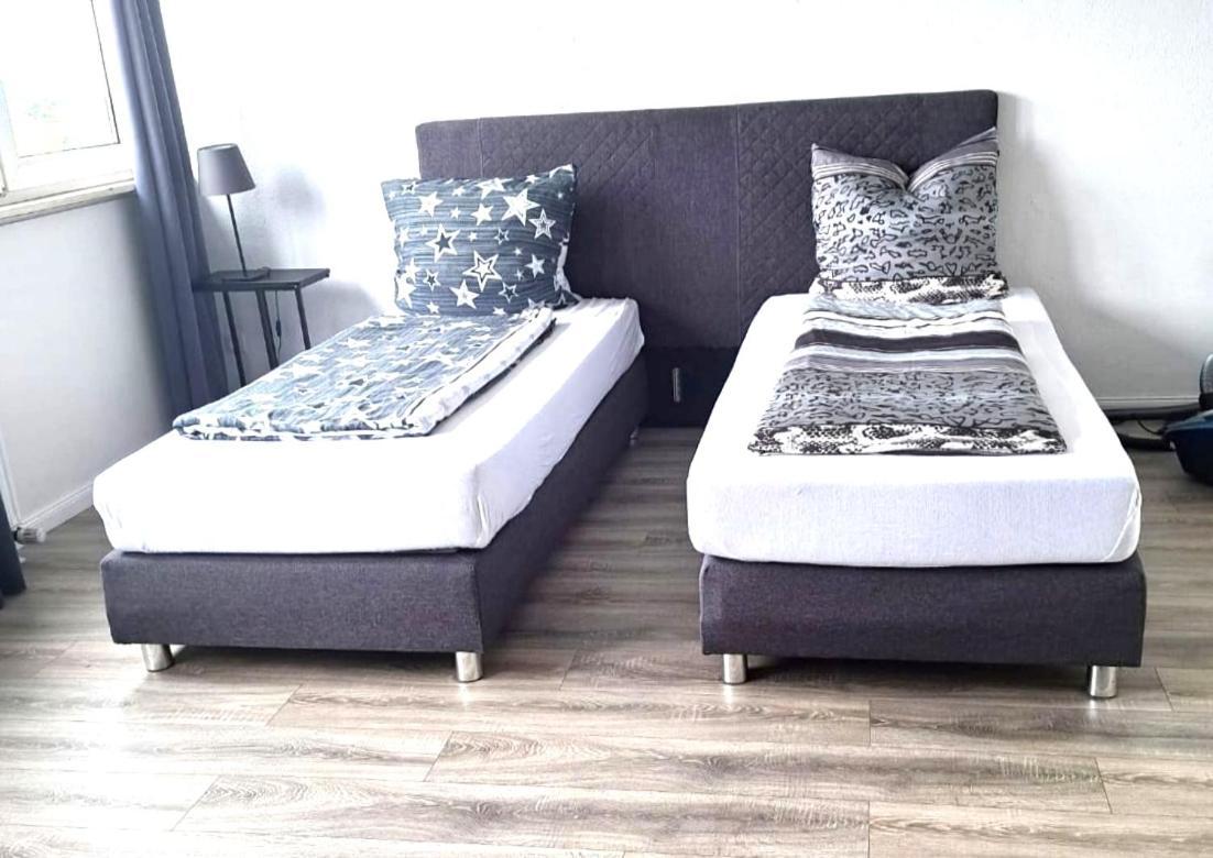 كريفيلد Koochi-Gasteappartement 47 Quadratmeter Nr-108 المظهر الخارجي الصورة